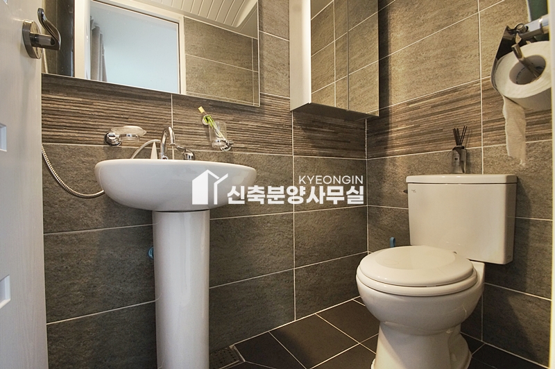 경기 부천오정구 여월동 성곡탑빌리지 [ 3룸 . 4룸 . 테라스 Type ] 분양 매물번호 12397 사진 11