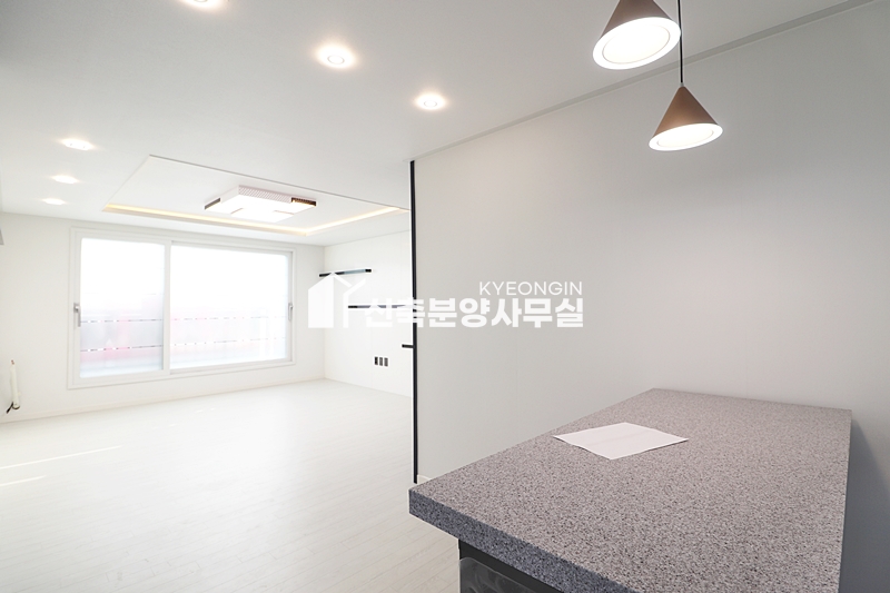 경기 부천소사구 소사본동 더퍼스트 [ 2룸 . 3룸 . 테라스 Type ] 분양 매물번호 12104 사진 1