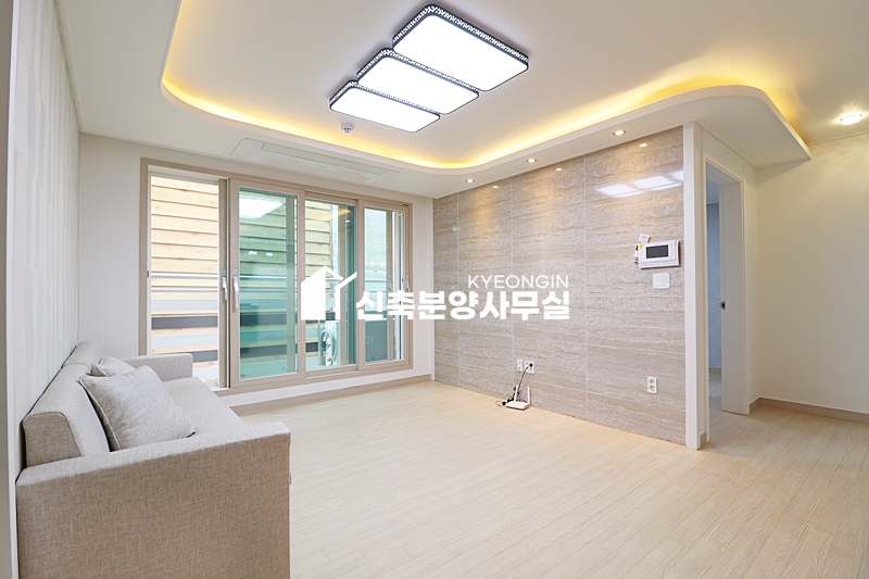 경기 김포시 사우동 더반지움 3차 [ 3룸 . 4룸 . 테라스 Type ] 분양 매물번호 11203 사진 4