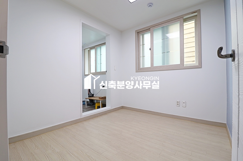 경기 김포시 사우동 더반지움 3차 [ 3룸 . 4룸 . 테라스 Type ] 분양 매물번호 11203 사진 14