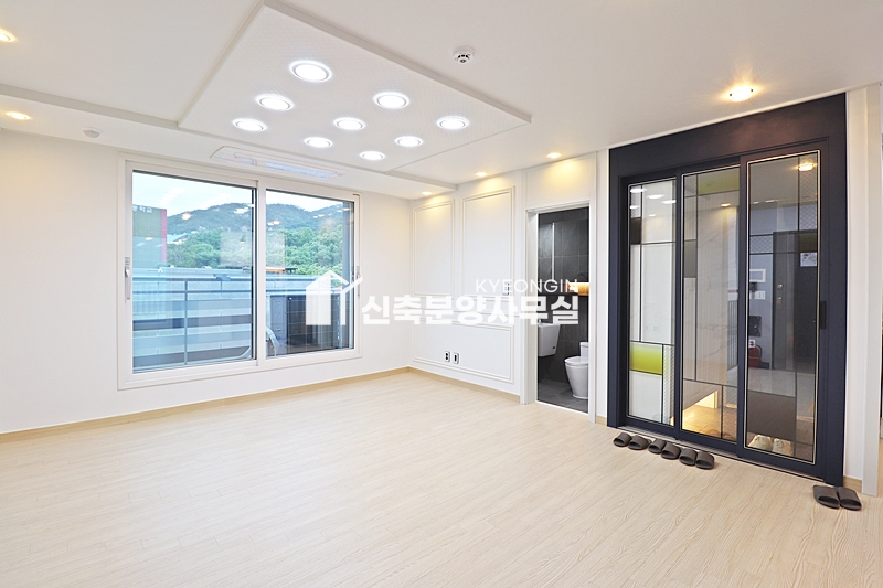 경기 과천시 중앙동 더반지움 [ 3룸 . 테라스 . 복층 Type ] 분양 매물번호 13033 사진 21