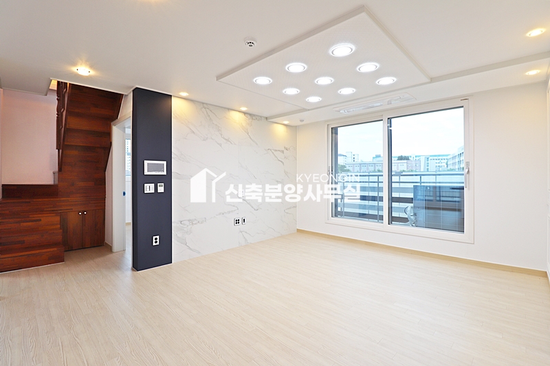 경기 과천시 중앙동 더반지움 [ 3룸 . 테라스 . 복층 Type ] 분양 매물번호 13033 사진 23