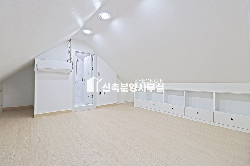 경기 과천시 중앙동 더반지움 [ 3룸 . 테라스 . 복층 Type ] 분양 매물번호 13033 사진 42