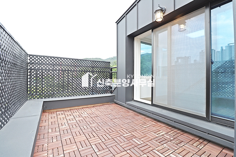 경기 과천시 중앙동 더반지움 [ 3룸 . 테라스 . 복층 Type ] 분양 매물번호 13033 사진 45