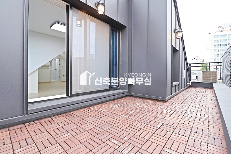 경기 과천시 중앙동 더반지움 [ 3룸 . 테라스 . 복층 Type ] 분양 매물번호 13033 사진 46