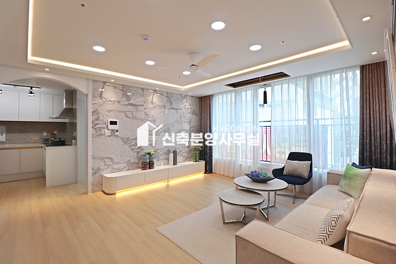 경기 안양만안구 안양동 기둥팰리스 [ 단독세대 . 3룸 . 테라스 . 복층 Type ] 분양 매물번호 12952 사진 3