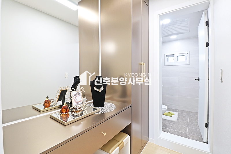 경기 안양만안구 안양동 기둥팰리스 [ 단독세대 . 3룸 . 테라스 . 복층 Type ] 분양 매물번호 12952 사진 11