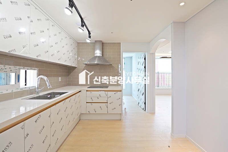 경기 안양만안구 안양동 기둥팰리스 [ 단독세대 . 3룸 . 테라스 . 복층 Type ] 분양 매물번호 12952 사진 25