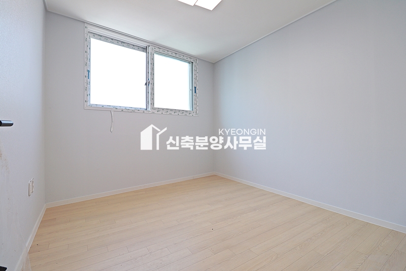경기 안양만안구 안양동 기둥팰리스 [ 단독세대 . 3룸 . 테라스 . 복층 Type ] 분양 매물번호 12952 사진 30