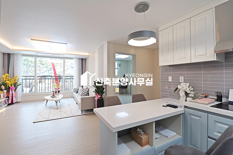 경기 의왕시 청계동 로체샤르빌 [ 3룸 . 테라스 . 복층 Type ] 분양 매물번호 13049 사진 1