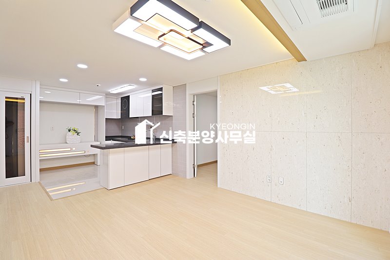 경기 안양만안구 안양동 로체그랑 [ 2룸 . 3룸 . 복층 . 테라스 Type ] 분양 매물번호 14304 사진 24