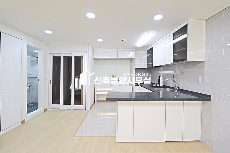 경기 안양만안구 안양동 로체그랑 [ 2룸 . 3룸 . 복층 . 테라스 Type ] 분양 매물번호 14304 사진 26