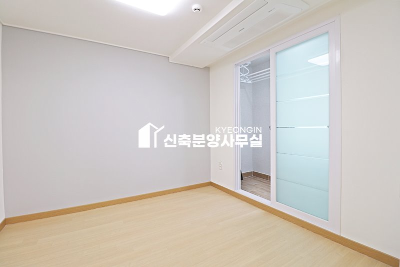 경기 안양만안구 안양동 로체그랑 [ 2룸 . 3룸 . 복층 . 테라스 Type ] 분양 매물번호 14304 사진 31