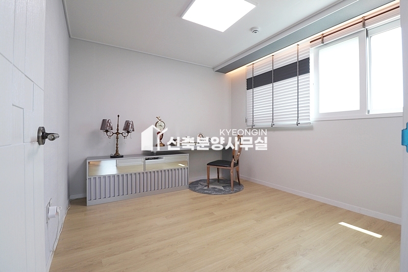 경기 고양덕양구 용두동 서인빌리지 [ 3룸 . 테라스 . 복층 Type ] 분양 매물번호 10065 사진 11