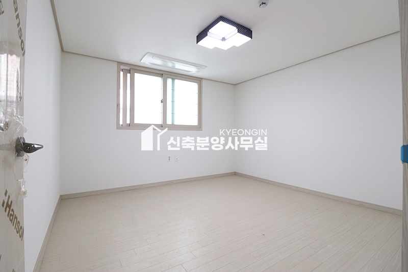 경기 파주시 조리읍 봉일천리 엠파크씨티 [ 2룸 . 3룸 . 복층 Type ] 분양 매물번호 10166 사진 32