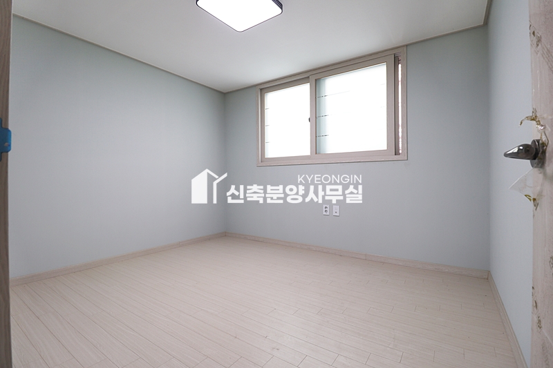 경기 파주시 조리읍 봉일천리 엠파크씨티 [ 2룸 . 3룸 . 복층 Type ] 분양 매물번호 10166 사진 33