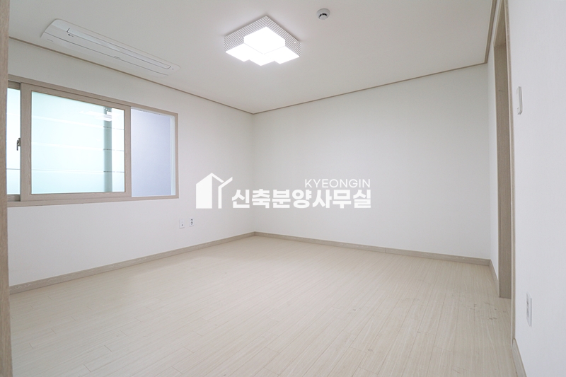 경기 파주시 조리읍 봉일천리 엠파크씨티 [ 2룸 . 3룸 . 복층 Type ] 분양 매물번호 10166 사진 49