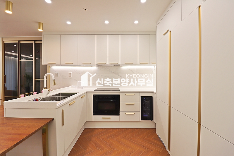 경기 김포시 사우동 스위트홈 바이 라움 [ 2룸 . 3룸 . 테라스 . 복층 Type ] 분양 매물번호 13027 사진 10