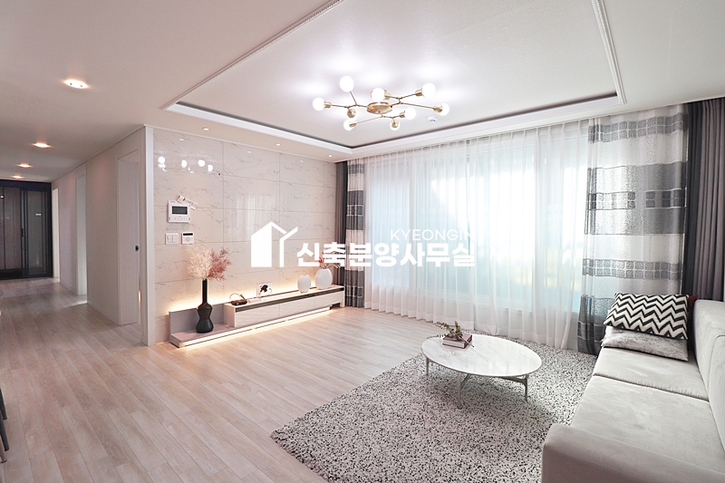 경기 광명시 광명동 정다운하우스 D동 [ 3룸 . 4룸 . 테라스 Type ] 분양 매물번호 11283 사진 2