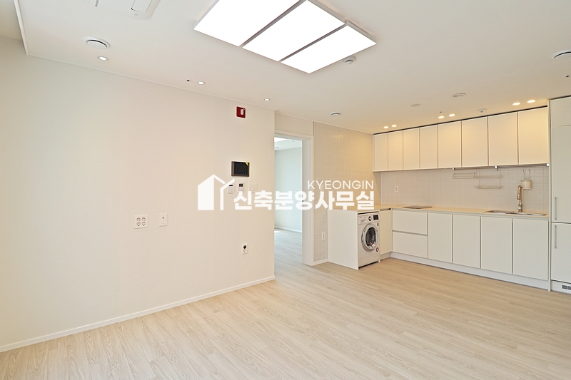 경기 안양동안구 호계동 센텀플레이스 [ 2룸 . 4룸 . 테라스 Type ] 분양 매물번호 12951 사진 19