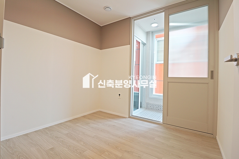 경기 안양동안구 호계동 센텀플레이스 [ 2룸 . 4룸 . 테라스 Type ] 분양 매물번호 12951 사진 24
