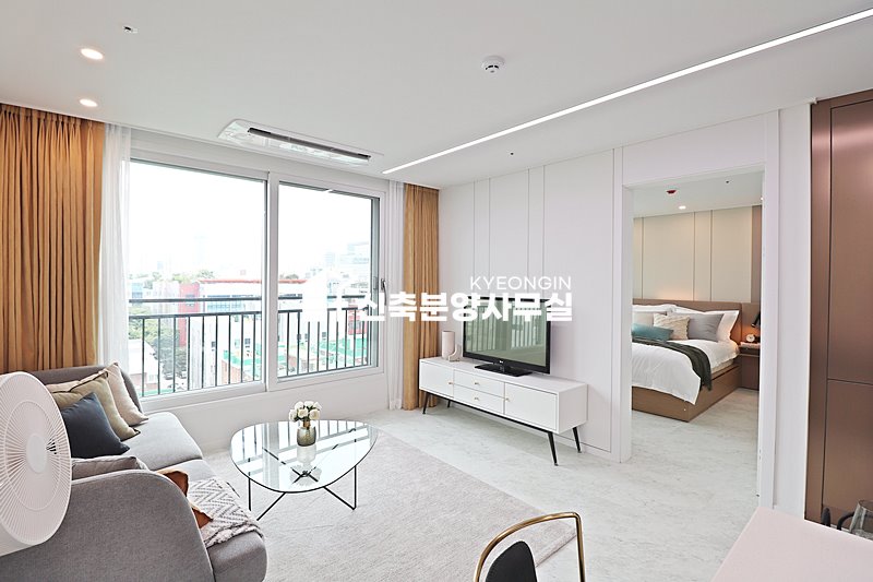 경기 안양만안구 안양동 명학 아크로팰리스 [ 1.5룸 . 2룸 . 테라스 Type ] 분양 매물번호 13310 사진 4
