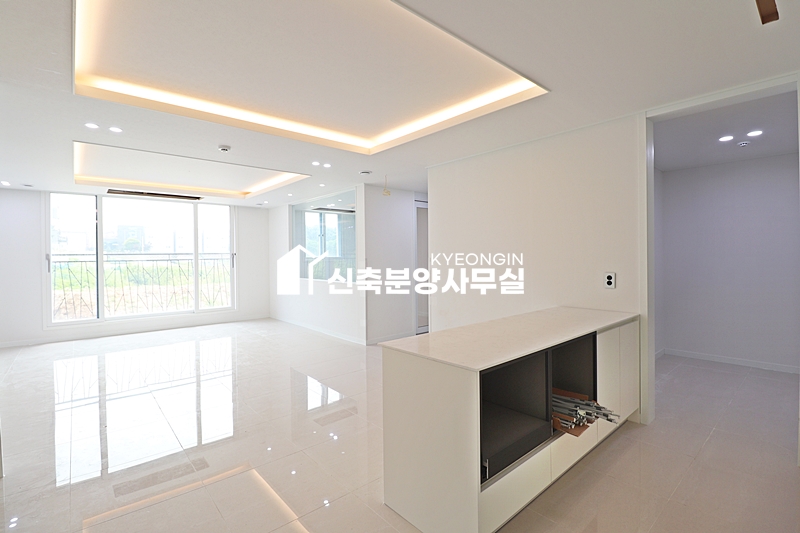 경기 파주시 야당동 운정힐크라운 [ 4룸 . 복층 . 테라스 Type ] 분양 매물번호 13231 사진 1