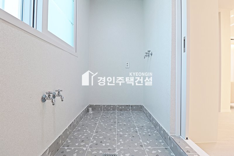 경기 안산상록구 부곡동 스카이뷰 [ 2룸 . 3룸 . 테라스 . 단독세대복층 Type ] 분양 매물번호 16033 사진 57