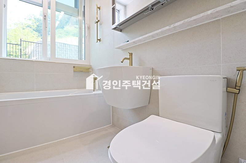 경기 화성만세구 남양읍 남양리 골든캐슬 [ 3룸 . 테라스 . 복층 Type ] 분양 매물번호 16025 사진 45