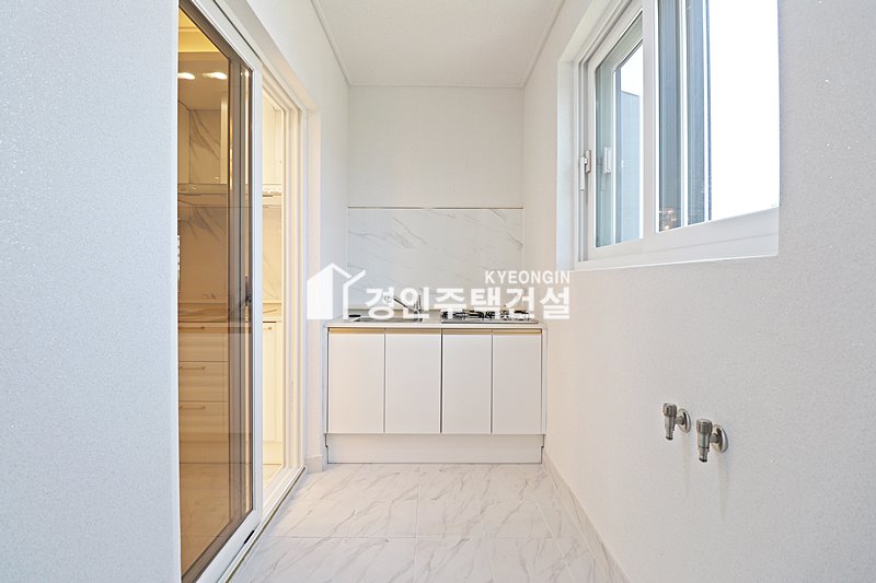 경기 화성만세구 남양읍 남양리 골든캐슬 [ 3룸 . 테라스 . 복층 Type ] 분양 매물번호 16025 사진 61