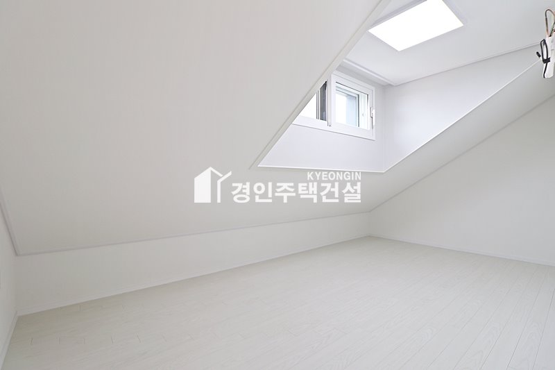 경기 화성만세구 남양읍 남양리 골든캐슬 [ 3룸 . 테라스 . 복층 Type ] 분양 매물번호 16025 사진 74