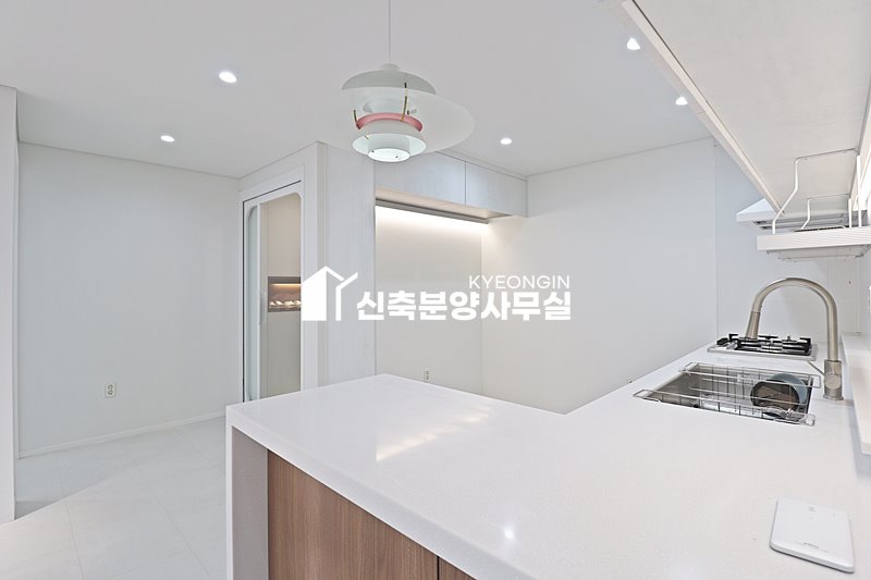 경기 안산상록구 부곡동 성현리첼 2차 [ 3룸 . 4룸 . 단독세대 Type ] 분양 매물번호 15900 사진 29