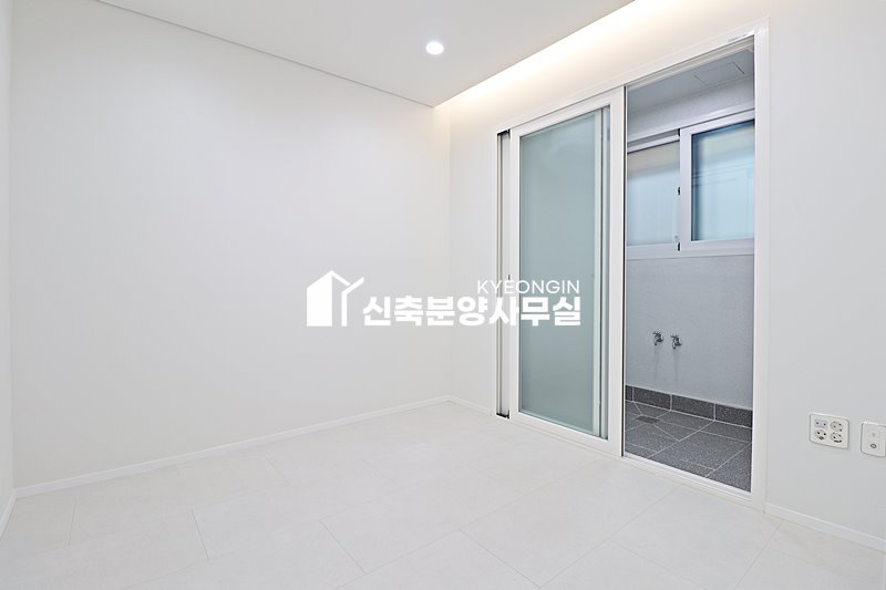 경기 안산상록구 부곡동 성현리첼 2차 [ 3룸 . 4룸 . 단독세대 Type ] 분양 매물번호 15900 사진 38