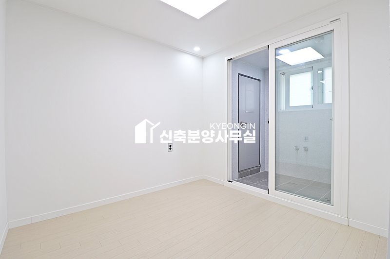 경기 수원장안구 율전동 더 빌라트2 [ 2룸 . 3룸 . 4룸 . 테라스 . 복층 Type ] 분양 매물번호 15870 사진 17