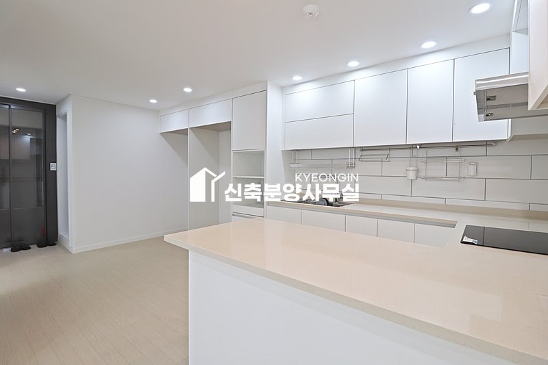 경기 수원장안구 율전동 더 빌라트2 [ 2룸 . 3룸 . 4룸 . 테라스 . 복층 Type ] 분양 매물번호 15870 사진 28