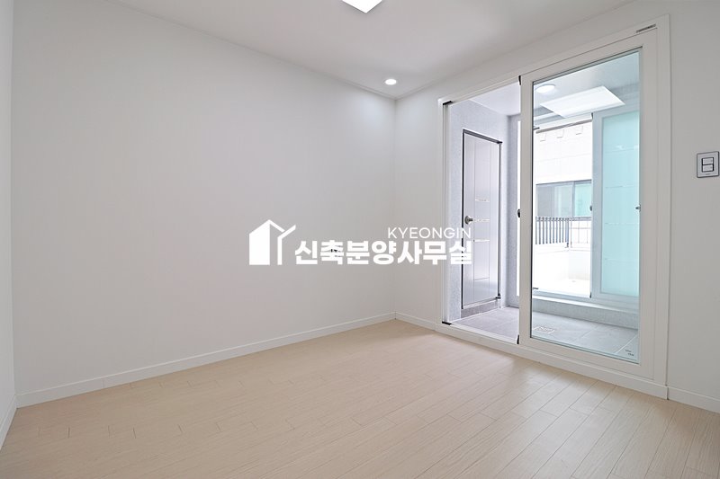 경기 수원장안구 율전동 더 빌라트2 [ 2룸 . 3룸 . 4룸 . 테라스 . 복층 Type ] 분양 매물번호 15870 사진 35