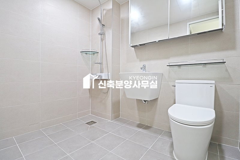 경기 수원장안구 율전동 더 빌라트2 [ 2룸 . 3룸 . 4룸 . 테라스 . 복층 Type ] 분양 매물번호 15870 사진 36