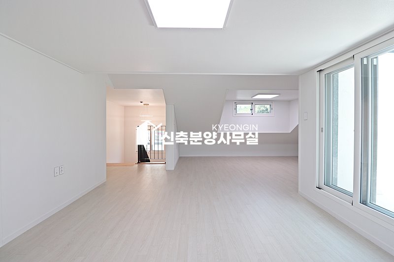 경기 화성효행구 비봉면 삼화리 로제카운티 [ 3룸 . 테라스 . 복층 Type ] 분양 매물번호 15866 사진 23