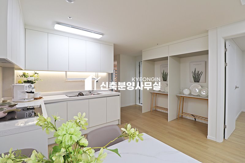 경기 광명시 광명동 엠파이어힐 [ 2룸 . 3룸 . 테라스 Type ] 분양 매물번호 15758 사진 8