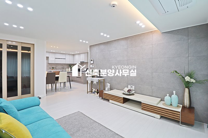 경기 안양만안구 안양동 퍼스트시티 [ 2룸 . 3룸 . 테라스 Type ] 분양 매물번호 15746 사진 4