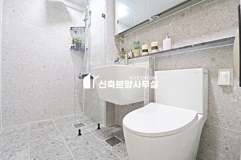 경기 안양만안구 안양동 퍼스트시티 [ 2룸 . 3룸 . 테라스 Type ] 분양 매물번호 15746 사진 16
