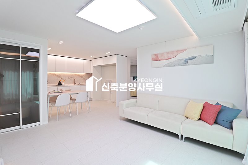 경기 안산단원구 와동 루체쉐르빌 [ 2룸 . 3룸 . 테라스 . 복층 Type ] 분양 매물번호 15707 사진 4