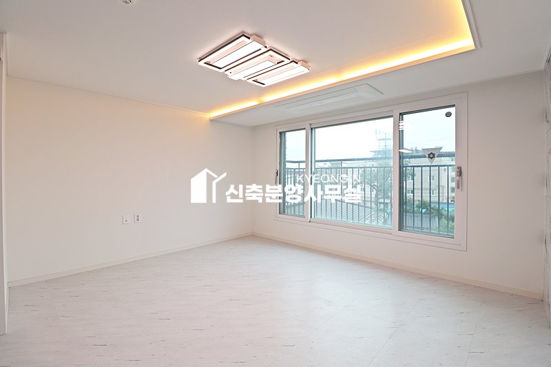 경기 화성효행구 봉담읍 왕림리 쏠레이어파크 [ 3룸 . 단독세대 Type ] 분양 매물번호 15694 사진 2