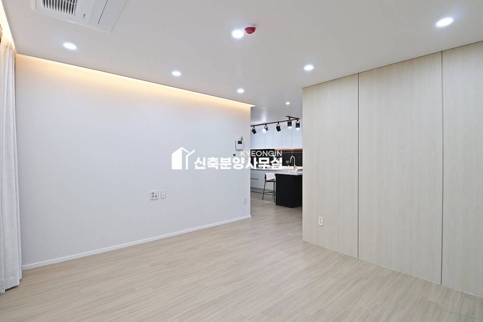 경기 안산상록구 일동 성현리첼 1차 [ 2룸 . 3룸 . 테라스 . 복층 Type ] 분양 매물번호 15615 사진 4