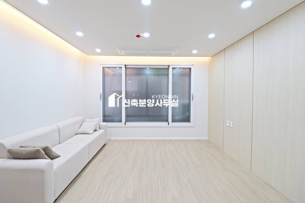 경기 안산상록구 일동 성현리첼 1차 [ 2룸 . 3룸 . 테라스 . 복층 Type ] 분양 매물번호 15615 사진 17