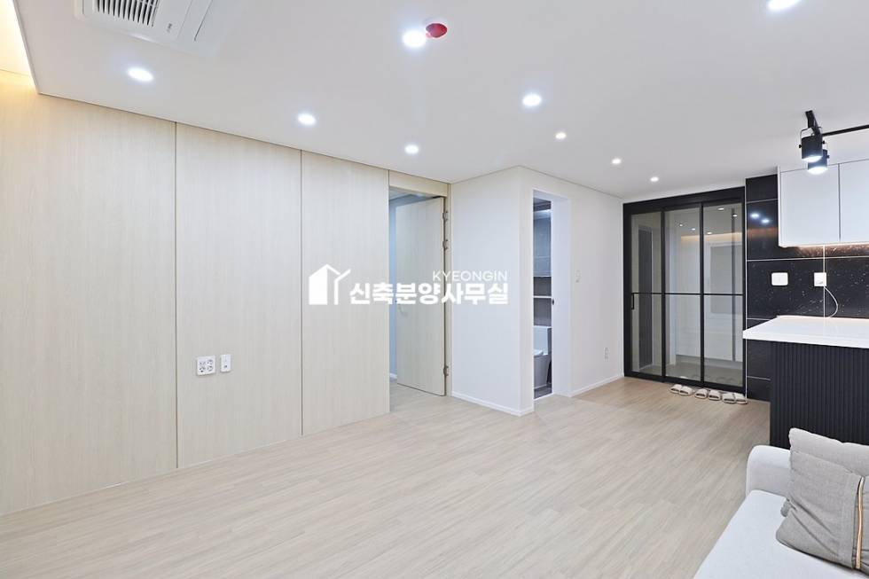 경기 안산상록구 일동 성현리첼 1차 [ 2룸 . 3룸 . 테라스 . 복층 Type ] 분양 매물번호 15615 사진 19
