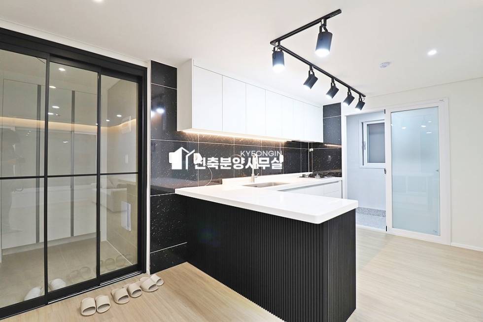 경기 안산상록구 일동 성현리첼 1차 [ 2룸 . 3룸 . 테라스 . 복층 Type ] 분양 매물번호 15615 사진 22