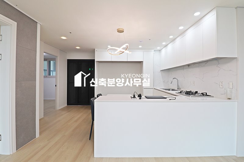 경기 안양만안구 안양동 파밀리아 [ 3룸 . 4룸 Type ] 분양 매물번호 15575 사진 9