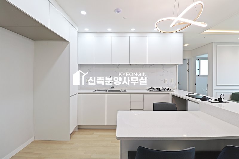 경기 안양만안구 안양동 파밀리아 [ 3룸 . 4룸 Type ] 분양 매물번호 15575 사진 11