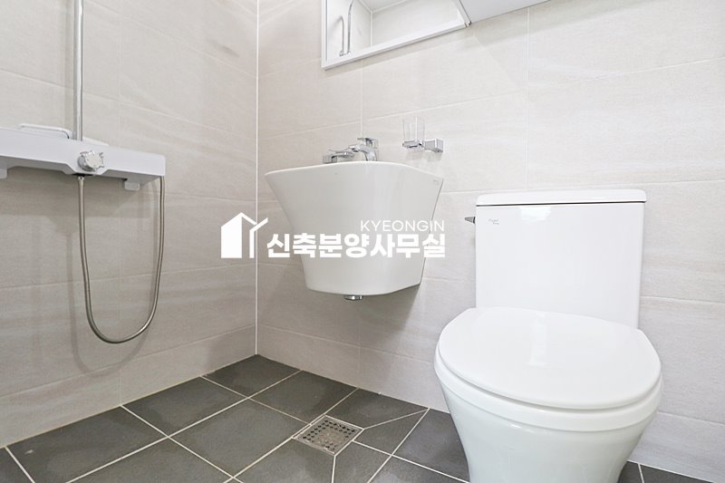 경기 안양만안구 안양동 파밀리아 [ 3룸 . 4룸 Type ] 분양 매물번호 15575 사진 15